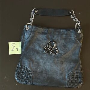 Elegant Black Handbag with Chain Straps